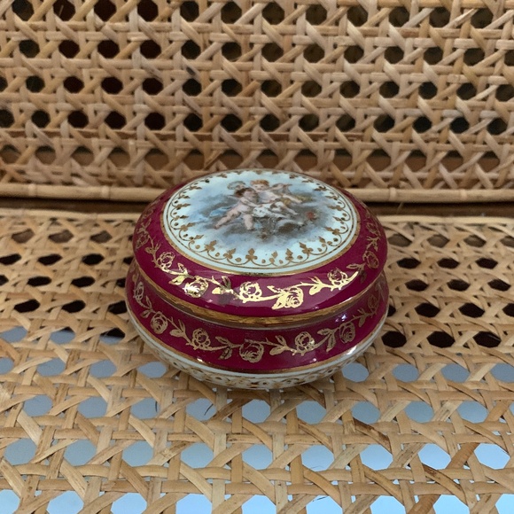 Limoges Other - Limoges France Hand Painted Trinket Jewelry Box Cherubs